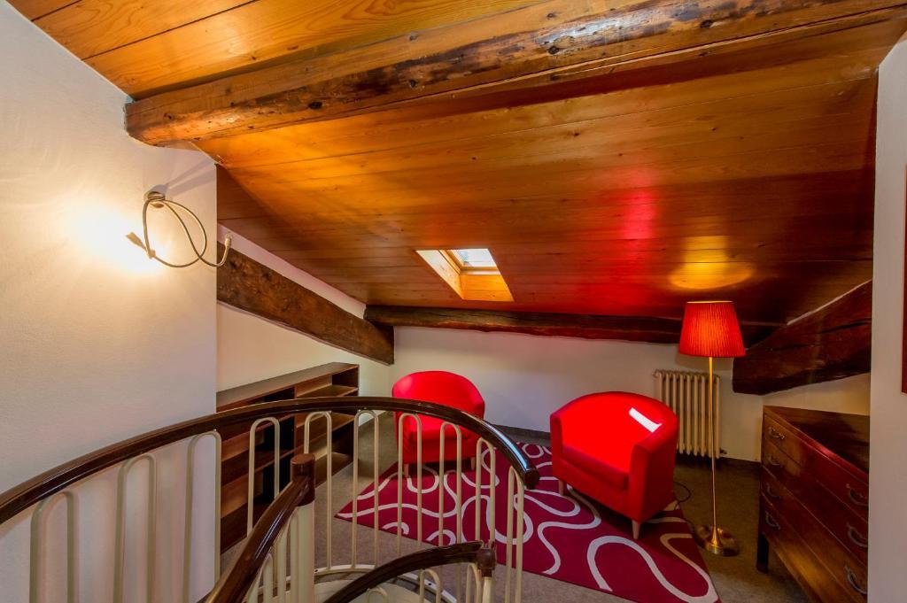 Le Residenze Del Conte Agudio Malgrate Quarto foto